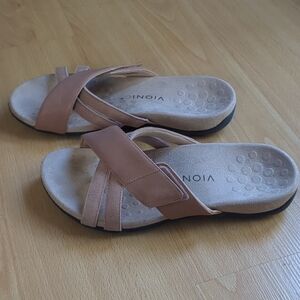 Vionic Zarie Sandals Slides Tan Size 8 Wide